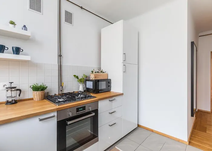 Apartment Superapart Nowolipki 23, Unwind In Urban Chic *