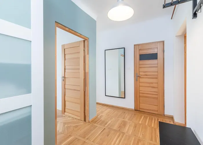 Superapart Nowolipki 23, Unwind In Urban Chic Apartment